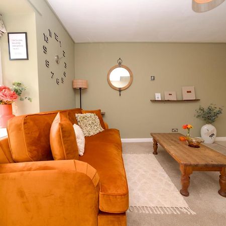 The Lilley Pad In Ludlow Cosy, Central, Perfect For Couples, Netflix & Parking Permit Exterior foto